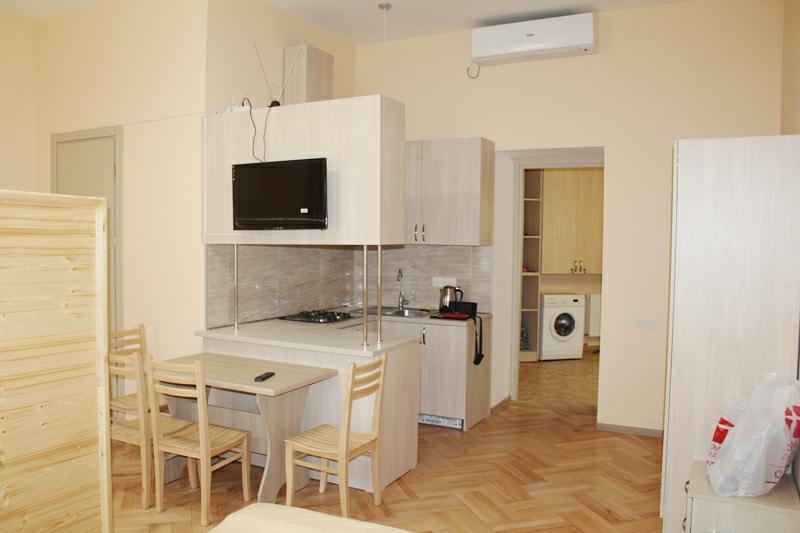 200 Metres From Rustaveli Avenue Apartment Tbilisi ภายนอก รูปภาพ
