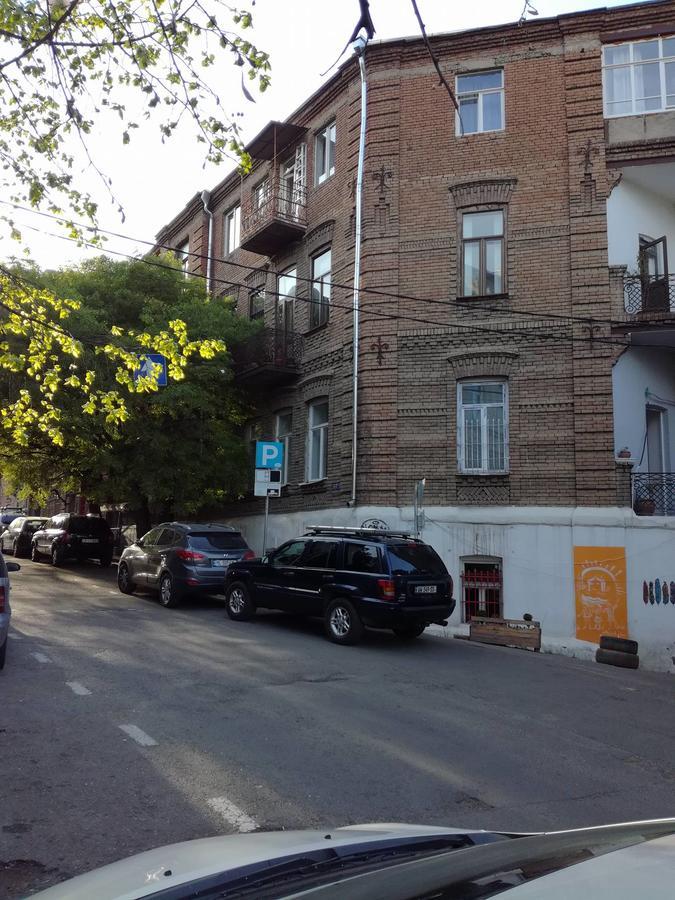 200 Metres From Rustaveli Avenue Apartment Tbilisi ภายนอก รูปภาพ